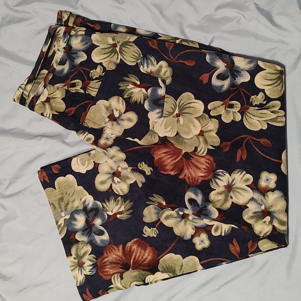 Uniq floral corduroy wide leg pants